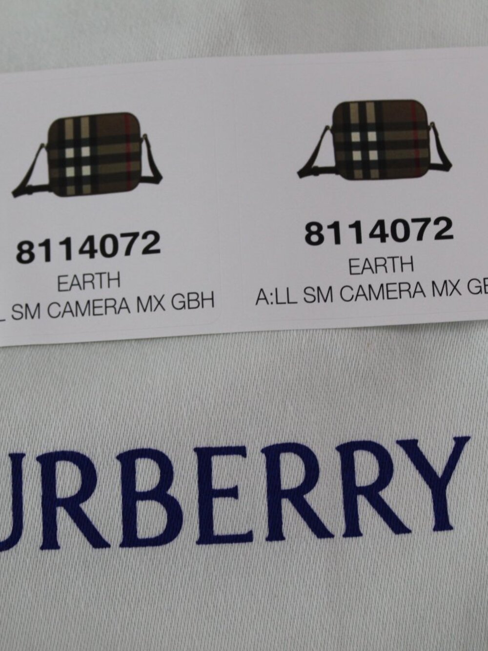 NWT Burberry Earth Check Zip Top Camera Case Crossbody Shoulder Bag - Picture 8 of 9